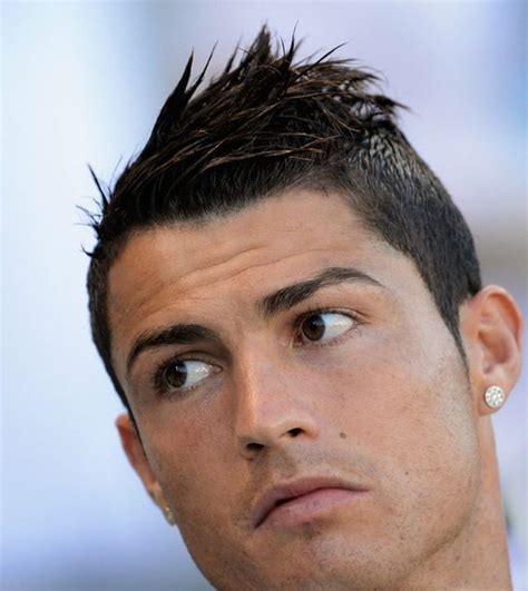 Cristiano Ronaldo hairstyles, haircuts and hair | Cristiano ronaldo ...