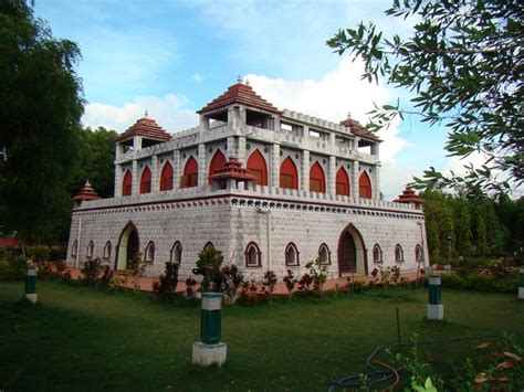 Kattabomman Memorial Fort - Tuticorin's Historical Landmark