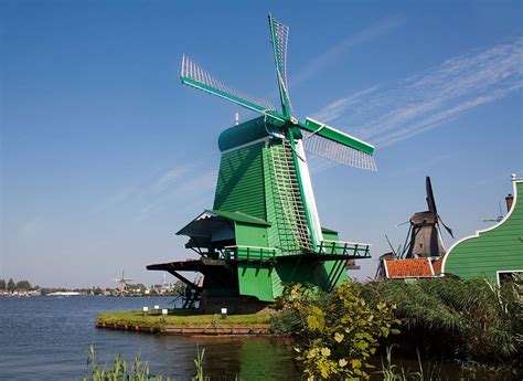 The Windmills of the Zaanse Schans | BaldHiker