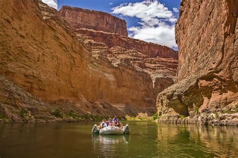 Grand Canyon Rafting | Photo Gallery • Grand Canyon Expeditions