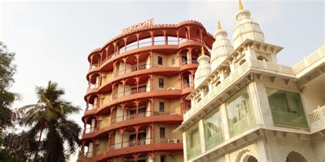 ISKCON Temple Mumbai Timings (History, Entry Fee, Images,, 51% OFF