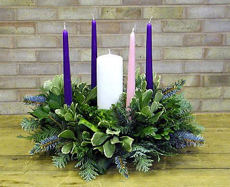 Hobbyhawk Reflections and Traditions: Advent Wreath and Candles Traditons