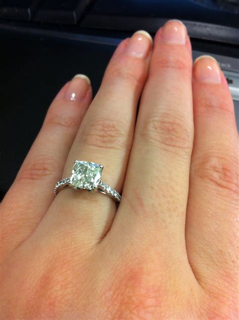 Looking for pics w/ a 1.5-1.8 cushion cut diamond preferably on a 3.75 ...