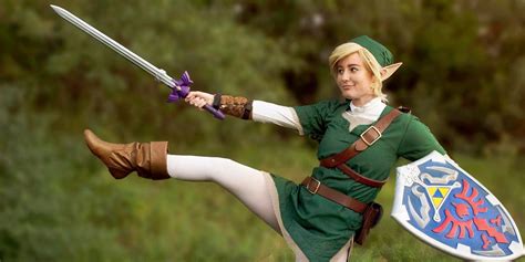 Zelda Fan Shows Off Impressive Twilight Princess Link Cosplay