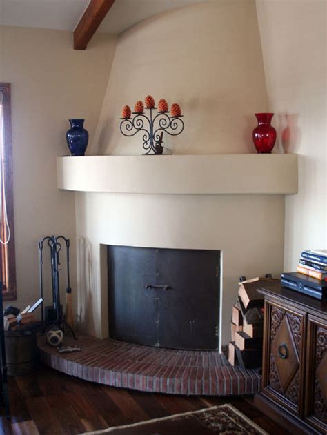 Beehive Fireplace Living Room Design Ideas, Pictures, Remodel & Decor