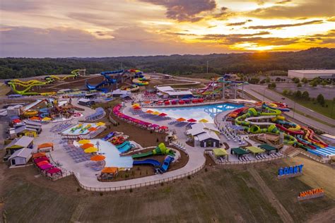 ProSlide | new Soaky Mountain Waterpark in Tennessee | blooloop