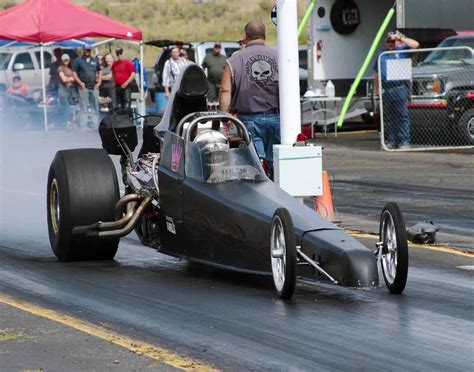 Drag Racing: History, Types, Objective, & Equipment - Sportsmatik