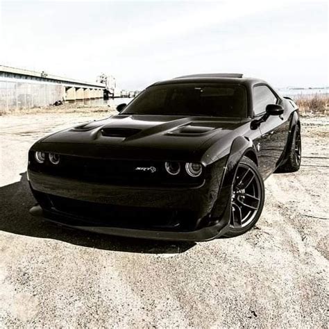 Dodge Challenger Black | Autos