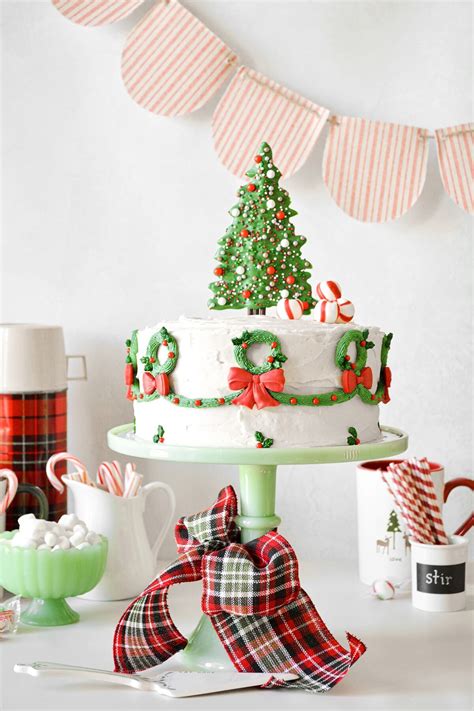 Christmas Tree Cake Topper - Curly Girl Kitchen