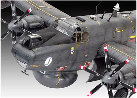 Revell Avro Shackleton AEW.2 1/72nd Scale Plastic Model Kit 04920 | Hobbies