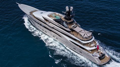 Largest Yachts Available for Charter on Superyachts.com | Superyachts.com