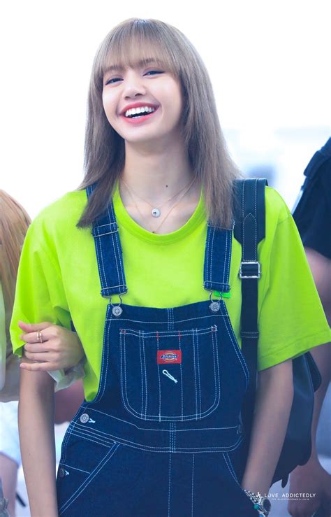 Pin by Mây on 리사 | Wear green, Fashion, Blackpink lisa