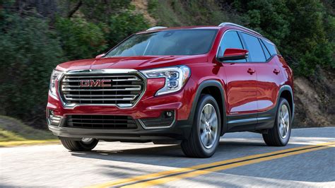 2023 GMC Terrain Photos and Videos - MotorTrend