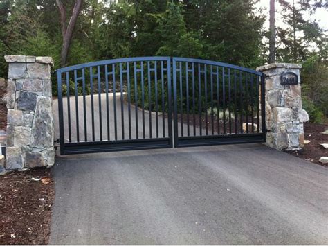 Custom Aluminum Driveway Gates! | Classifieds for Jobs, Rentals, Cars ...