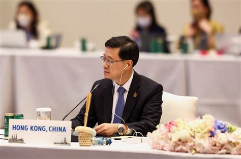 Hong Kong leader tests positive for COVID-19 after Apec summit ...