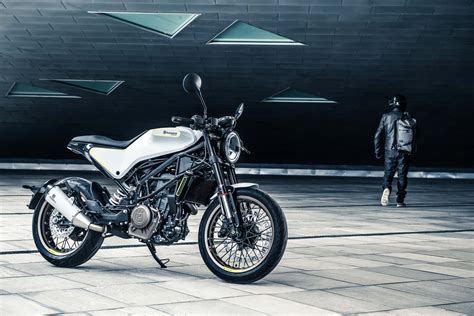 The Husqvarna Vitpilen 401 Is Finally a Production Model