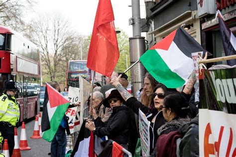 Protest Near the Israeli Embassy London in Support of Palestine ...