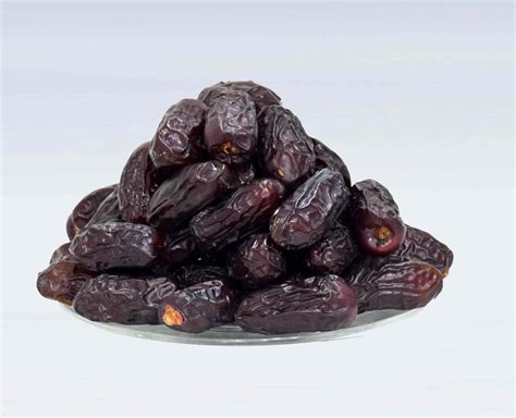 Types of Khajoor in Saudi | Best Pind Khajur Price - Kurma Dates