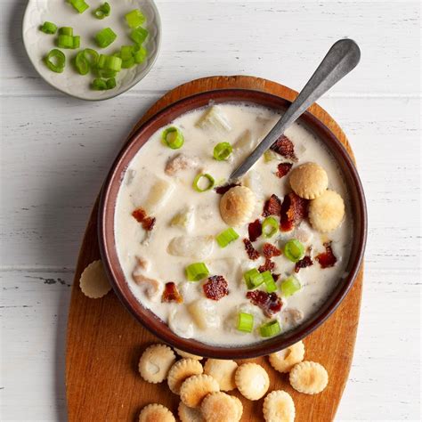 Contest-Winning New England Clam Chowder Recipe: How to Make It