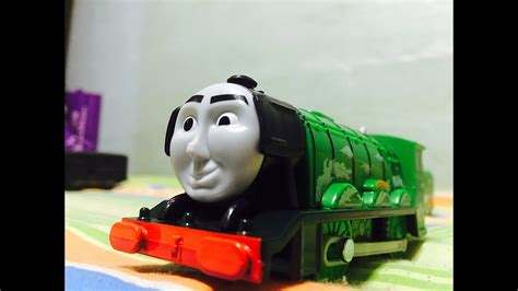 Unboxing Trackmaster 2 Flying Scotsman - YouTube