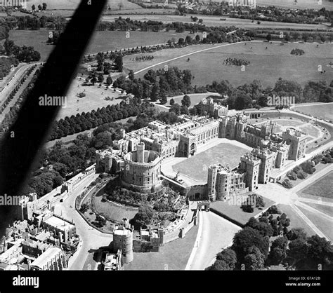 Royalty - Windsor Castle - Berkshire. Aerial view of Windsor Castle ...