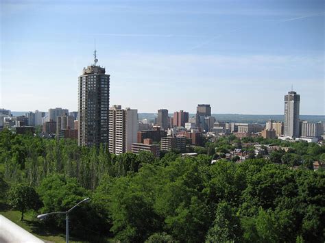 Canada's housing industry is still highly vulnerable to market ...