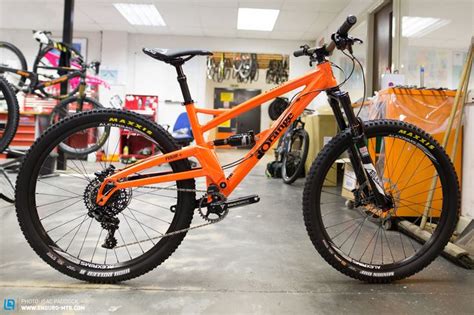 We swung by the Orange Mountain Bikes... - ENDURO Mountainbike Magazine ...