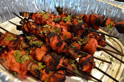 11 of the Best and Famous Street Foods in Delhi | Only In Your State ...