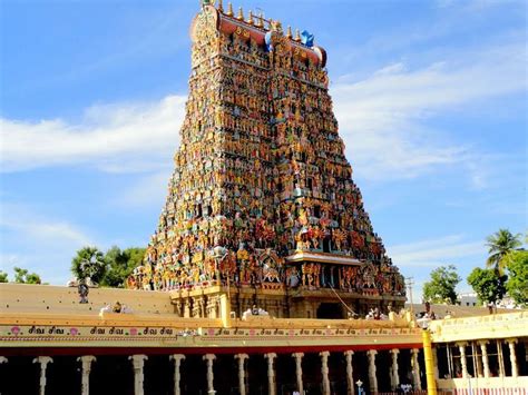 Meenakshi Amman Temple, Madurai - Photos, History, Timing, Architecture