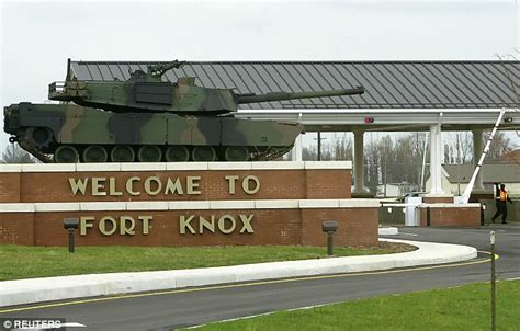 Fort Knox opens famed vault to civilians after 40 years | Daily Mail Online