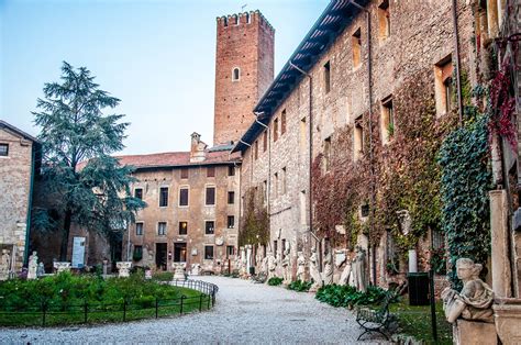 The front yard of the Teatro Olimpico - Vicenza, Italy - rossiwrites ...