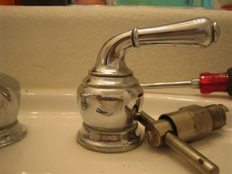 How To Remove A Moen Bathroom Faucet – Everything Bathroom