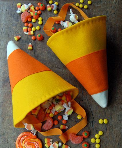 30 Delicious DIY Trick or Treat Candy Ideas