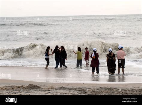 Kerala beach child hi-res stock photography and images - Alamy