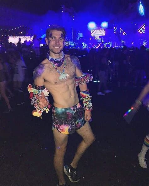 Raver boy 😉🤘 check out our website for more cool ideas 💋💋💋#leditB #rave ...