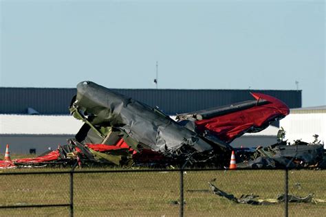 What we know about the planes, including the B-17 that crashed at ...