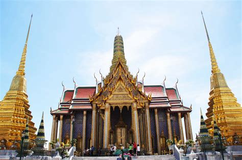 Wat Phra Kaeo - Thailand Reiseprofis