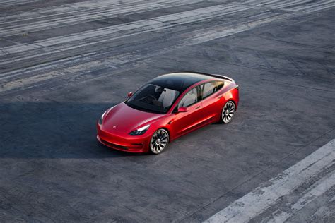 « Nouvelle » Tesla Model 3 : ces indices officiels font-ils référence à ...