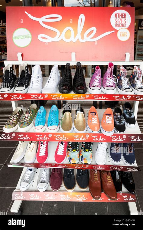 Shoe sale. Shoes on a sale rack at the shop front, Schuh, Nottingham ...