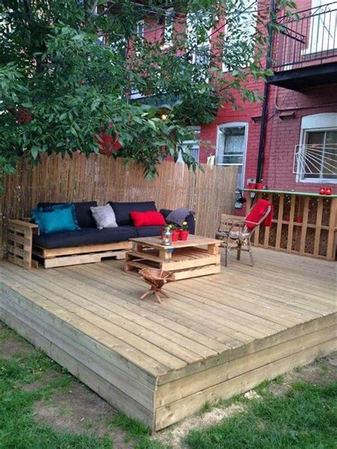 DIY Pallet Deck Tutorial