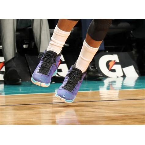 Kemba Walker shoes