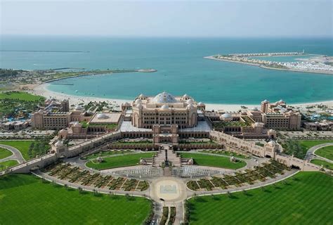 Emirates Palace: 5 Star Luxury Hotel, Beach Resort & Spa in Abu Dhabi