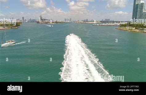 Miami speedboat Stock Videos & Footage - HD and 4K Video Clips - Alamy