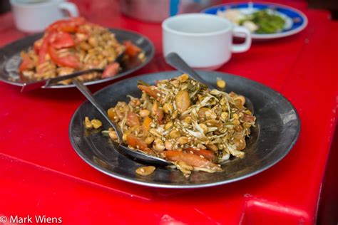 Lahpet Thoke - In Myanmar, You Can Drink and Eat Tea