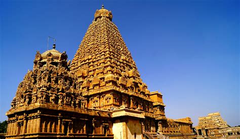 50 of the Most Incredible Landmarks in India