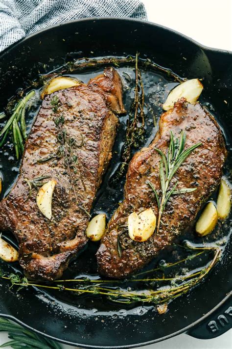 The Best New York Steak Recipe - BLOGPAPI