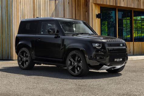 ROAD TEST: 2023 Land Rover Defender 90 V8 review - Torquecafe.com