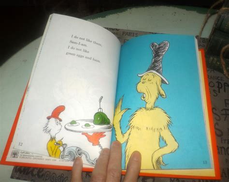 Dr. Seuss Green Eggs and Ham classic hardcover illustrated children's ...