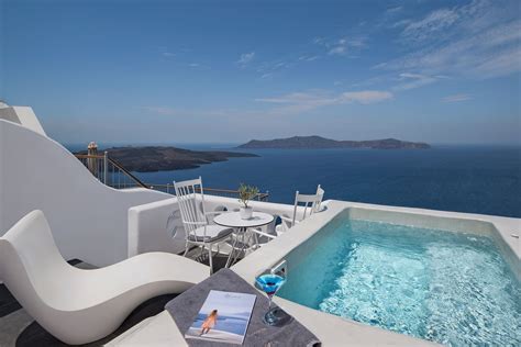 Petit Cave Suite with Outdoor Jacuzzi - Athina Suites Santorini, Fira ...