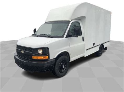 Pre-Owned 2010 Chevrolet Express Cutaway 3500 Regular Wheelbase in ...